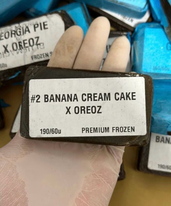 #2 banana cream cake x oreoz 190/60u